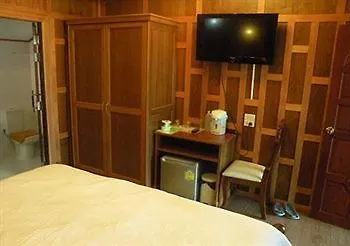 Jj Bungalow & Guest House Phi Phi Don Hotel